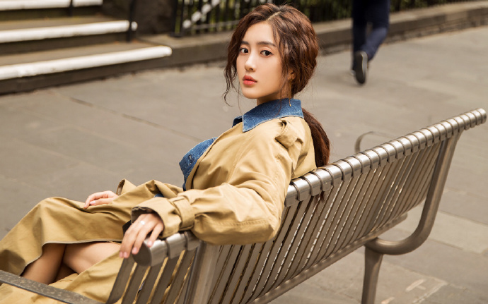 2025年世界青年发展论坛在苏州开幕